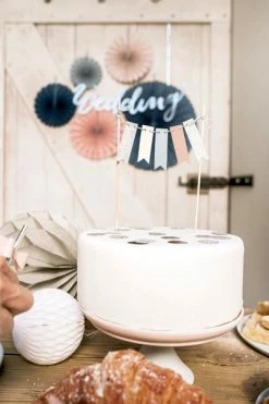 Favor Lane Elegant Bliss Bunting Cake Topper