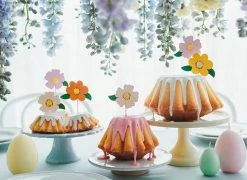 PartyDeco Cake Toppers Daisy Flower Cake Topper Set 8 Pack