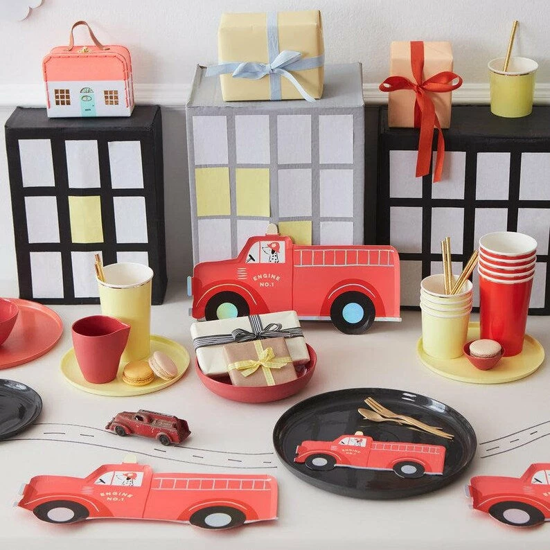 Meri Meri Party TABLEWARE Fire Truck Paper Plates 5 Meri Meri Party TABLEWARE Fire Truck Paper Plates