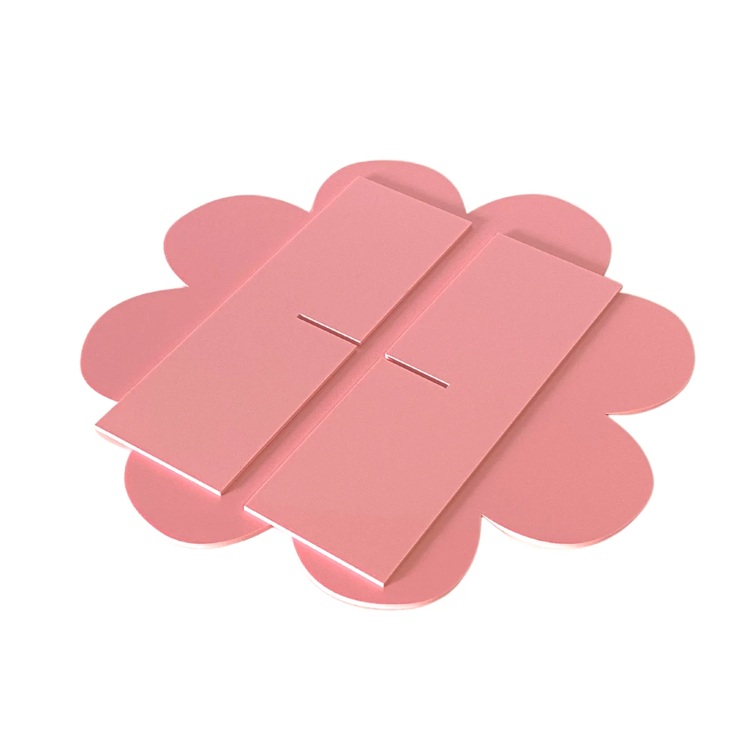 BarleyBoy Cake Stands Daisy Acrylic Cake Stand - Pastel Pink 4 BarleyBoy Cake Stands Daisy Acrylic Cake Stand - Pastel Pink