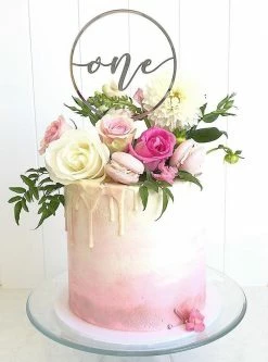 XOXO 'One' Circle Cake Topper - Gold Or Rose Gold Cake Toppers